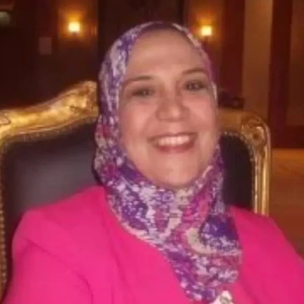 دكتورة لبني عز العرب 01034348102