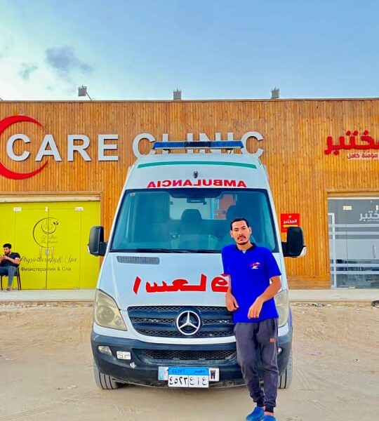 سيارات أسعاف خاصة بالمهندسين و الهرم